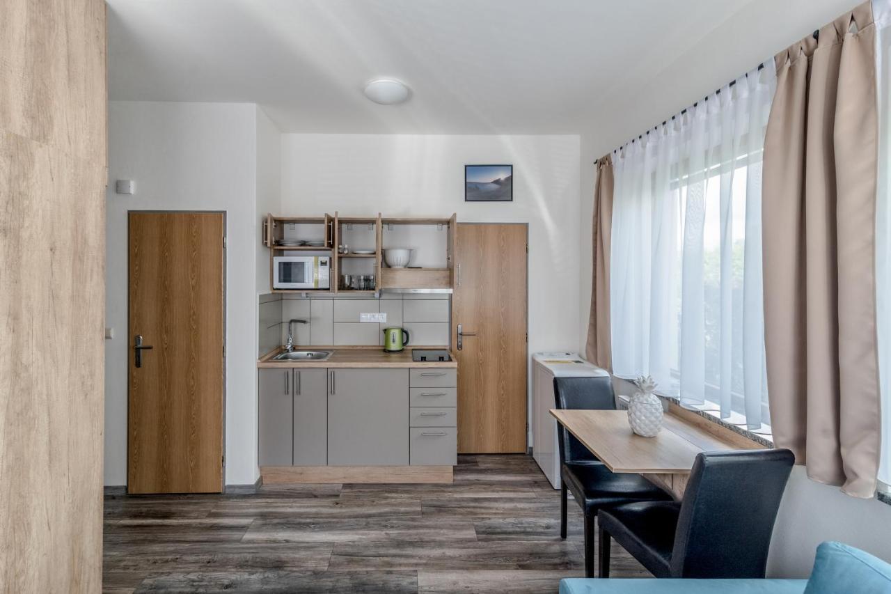 Modern Fully Equipped Studio With Parking Zavadilka 2620 Budweis Exterior foto